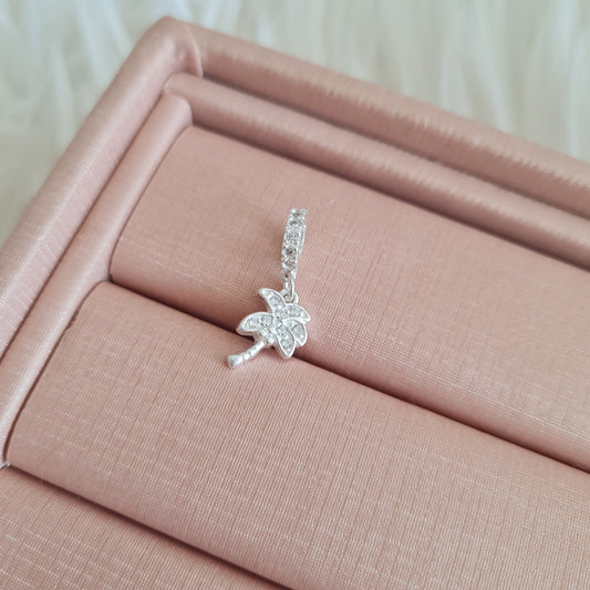 Berloque - coqueiro cravejado