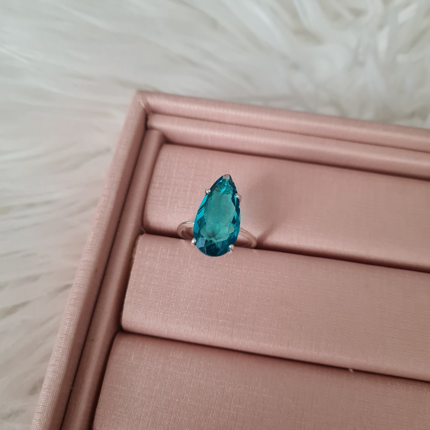 Anel - pedra gota